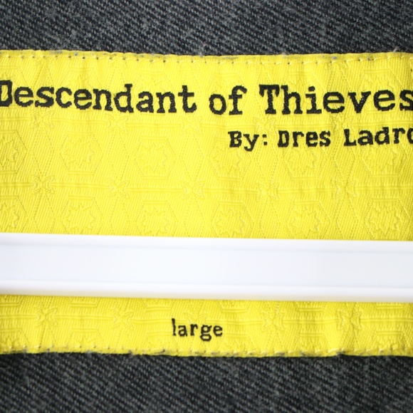 Descendent of Thieves Limited Edition Button Shirt - Picture 4 of 7